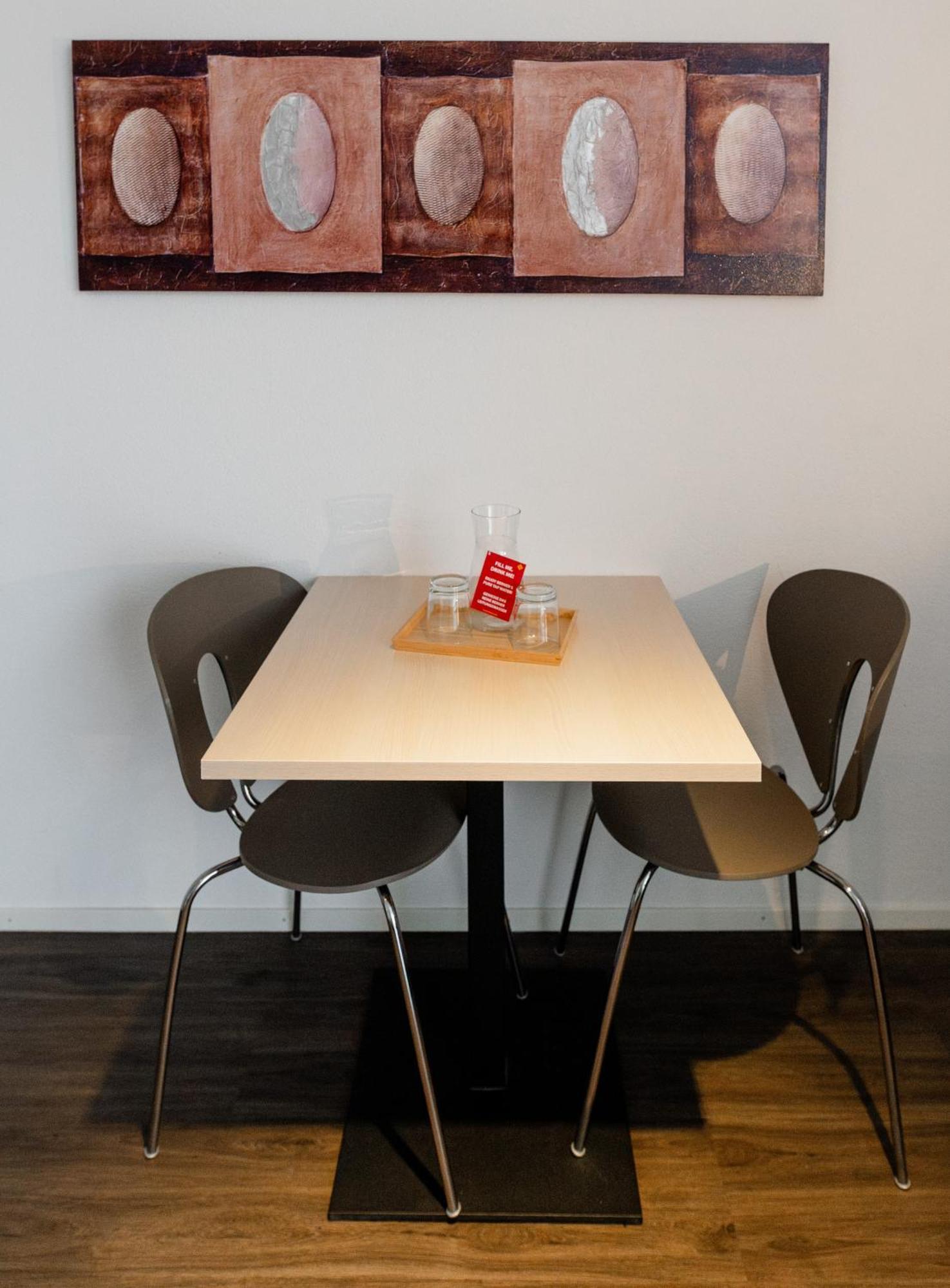 Los Lorentes Apartments Bern Airport Belp Esterno foto
