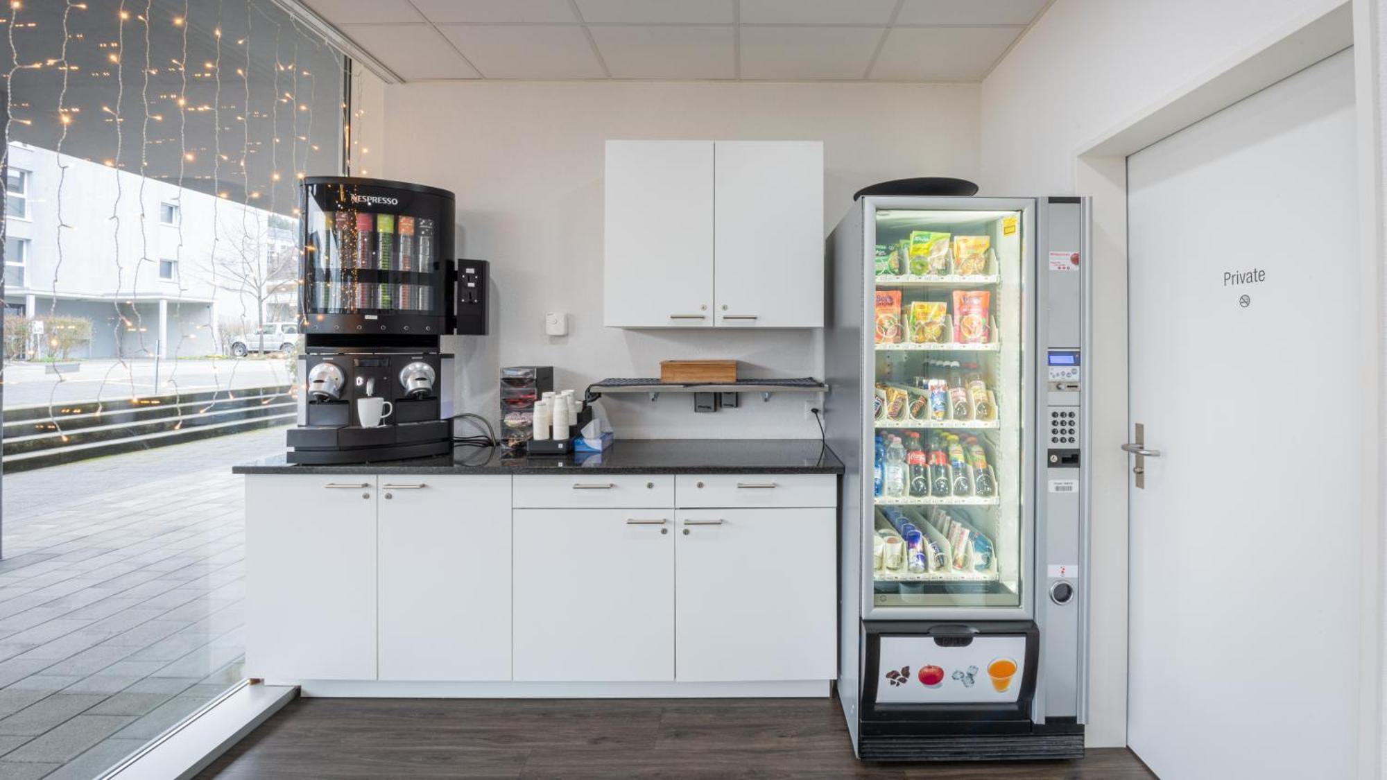 Los Lorentes Apartments Bern Airport Belp Esterno foto