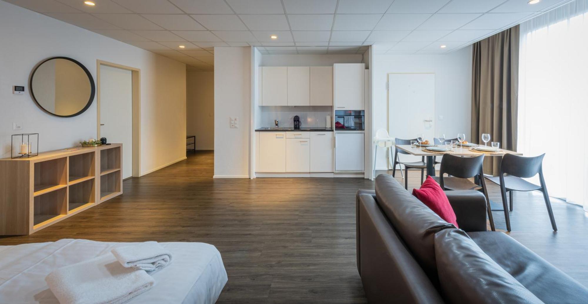 Los Lorentes Apartments Bern Airport Belp Esterno foto