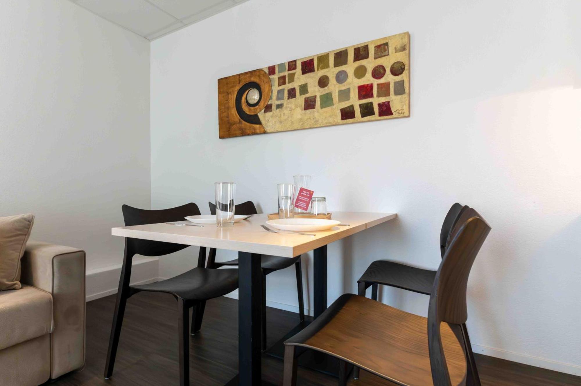 Los Lorentes Apartments Bern Airport Belp Esterno foto